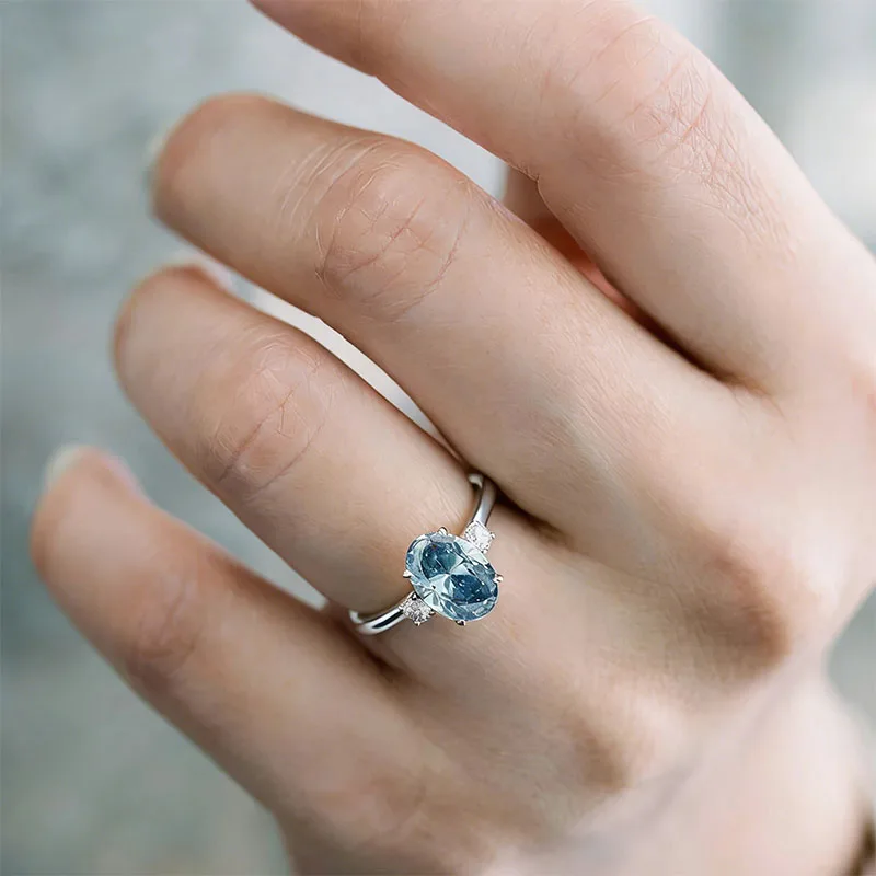 Diamantring 2,00 Karat IGI Laborgezüchteter ovaler Schliff VS-VVS Fancy Intense Blue in Platin 950 Ehering für Damen – Detail 7