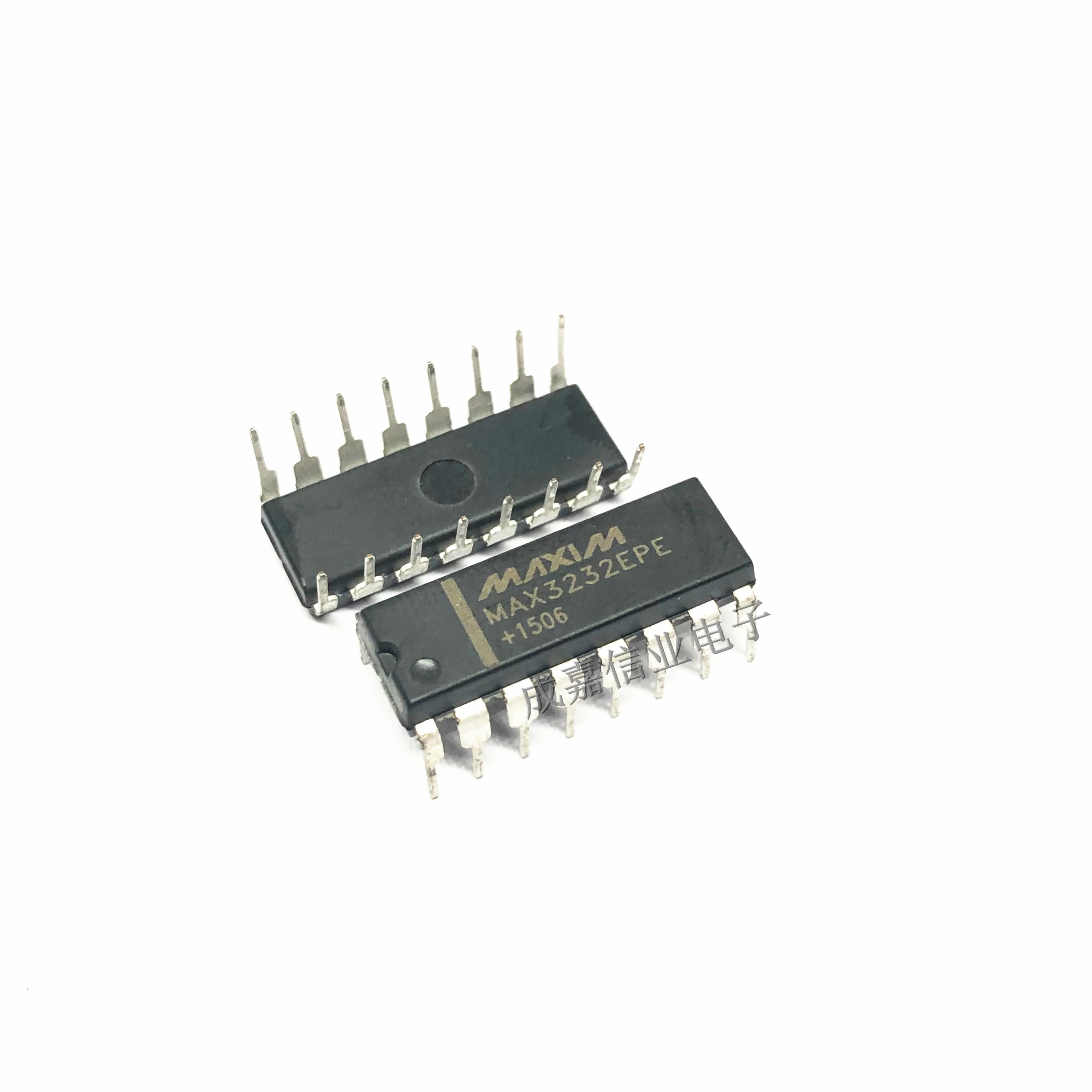 10 sztuk/partia MAX3232EPE DIP-16 interfejs RS-232 IC 3,0 V do 5,5 V, mała moc, do 1 mb/s, True RS-232 transceivery wykorzystujące cztery 0,1 uF