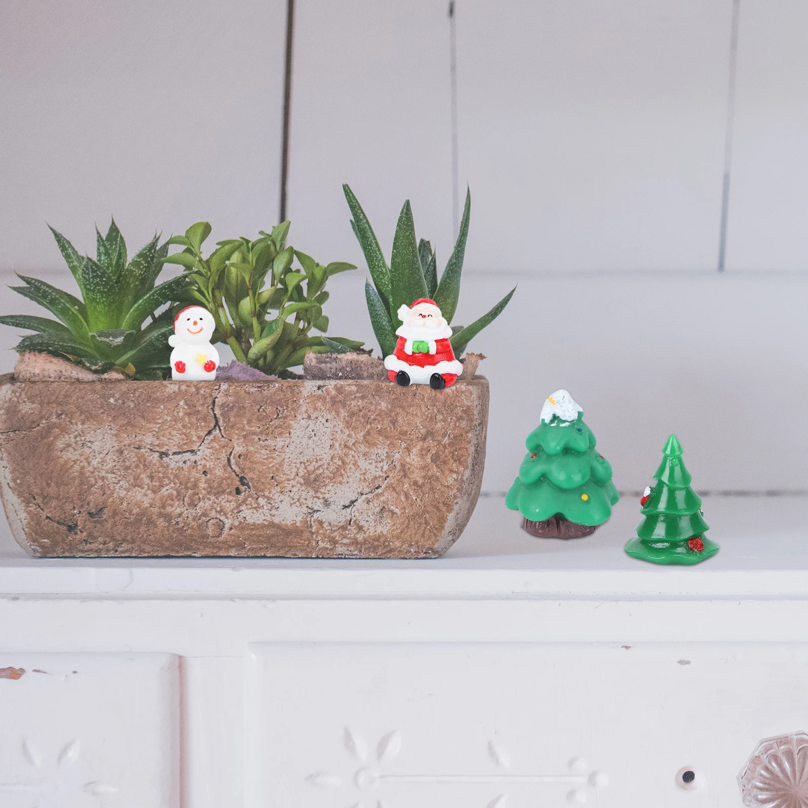 

23Pcs Christmas Resin Miniature Landscape Ornaments Micro Garden Decor Resin Plant Accessories Snowman Train Decoration Set