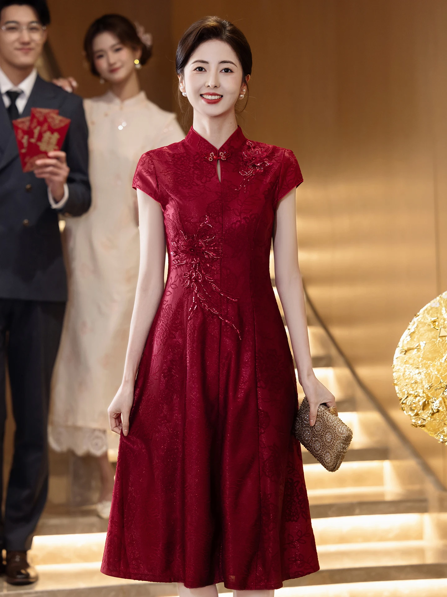 

Red Wedding Dr Young Bride Mother of the Bride Gown Chinese Sle Wedding Clothes ort Sve Mid-Length Skirt
