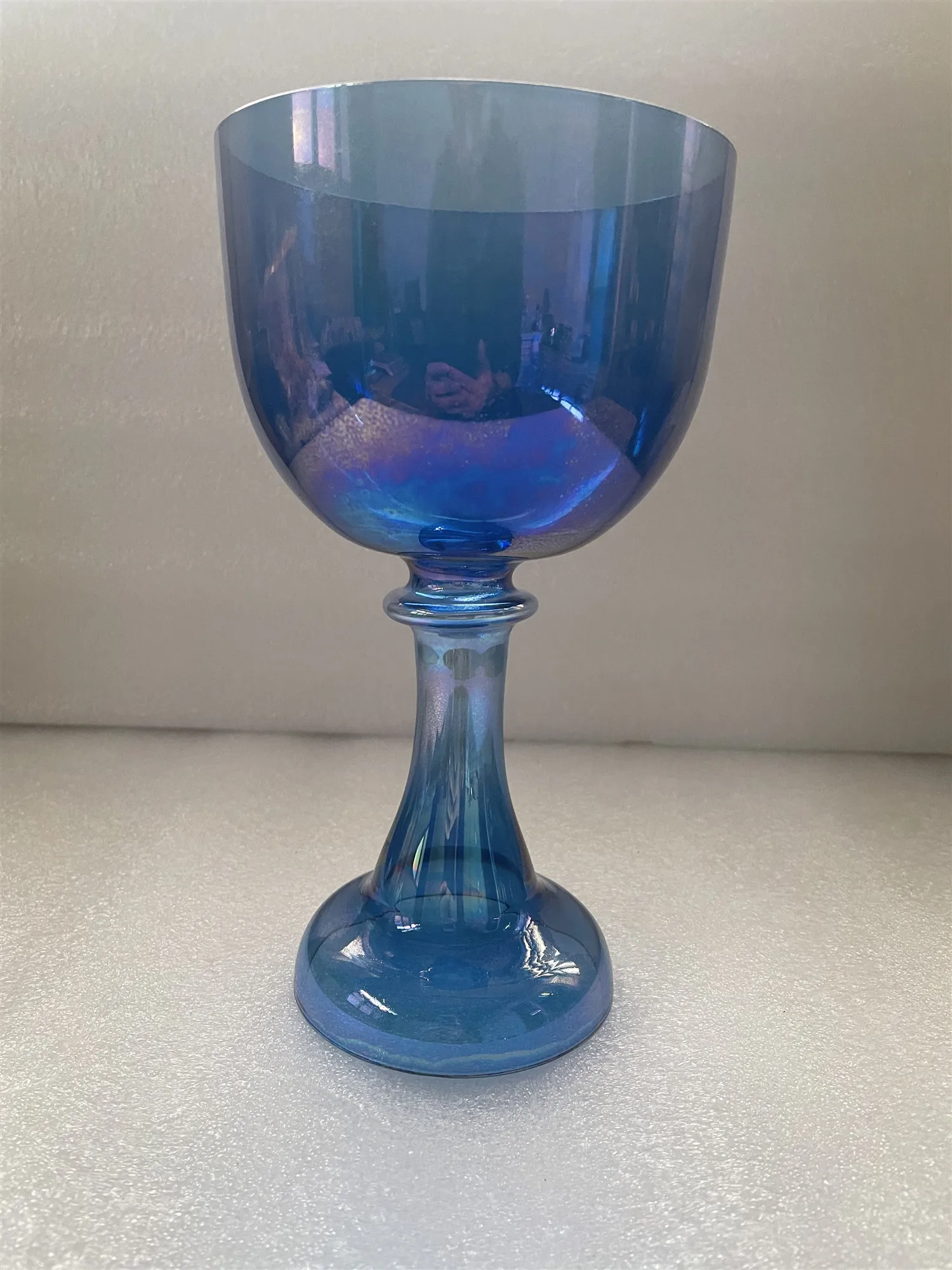 Magic indigo color crystal singing chalice 4th octave G note size about 5.25