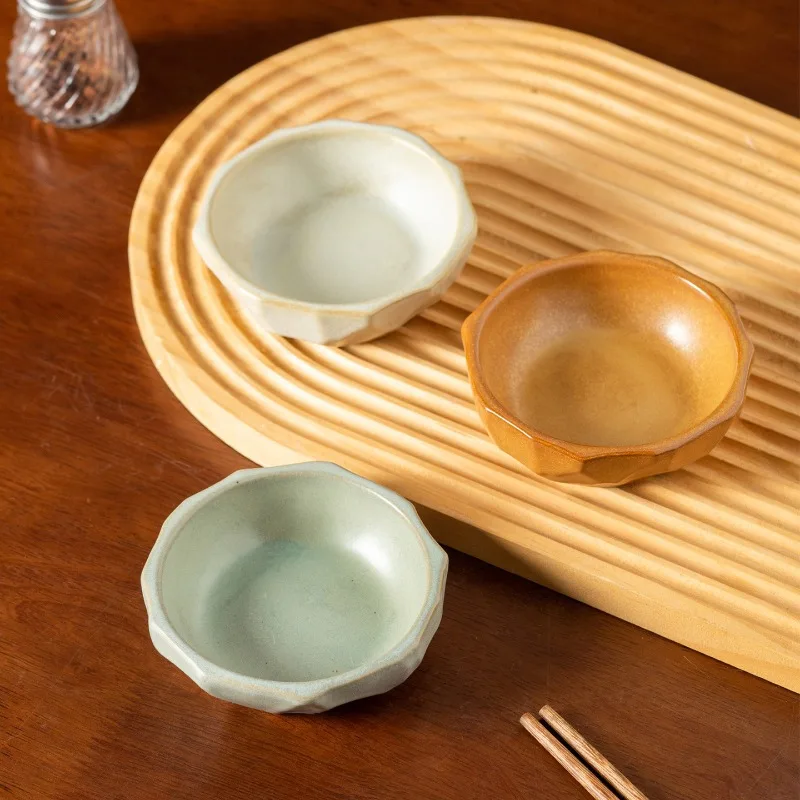 Plato de Cerámica Japonés Minimalista Cocido al Horno, con Textura de Roca Creativa, para Condimentos, Salsas, Pequeños Platos, Aperitivos Caseros y Vinagre