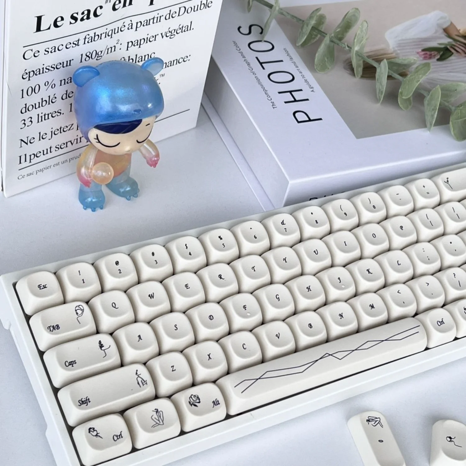 

Simple Line Keycap Set 124 Keys MOA PBT Milk White Girl for Cherry Gateron MX Switches Gaming Mechanical Keyboards