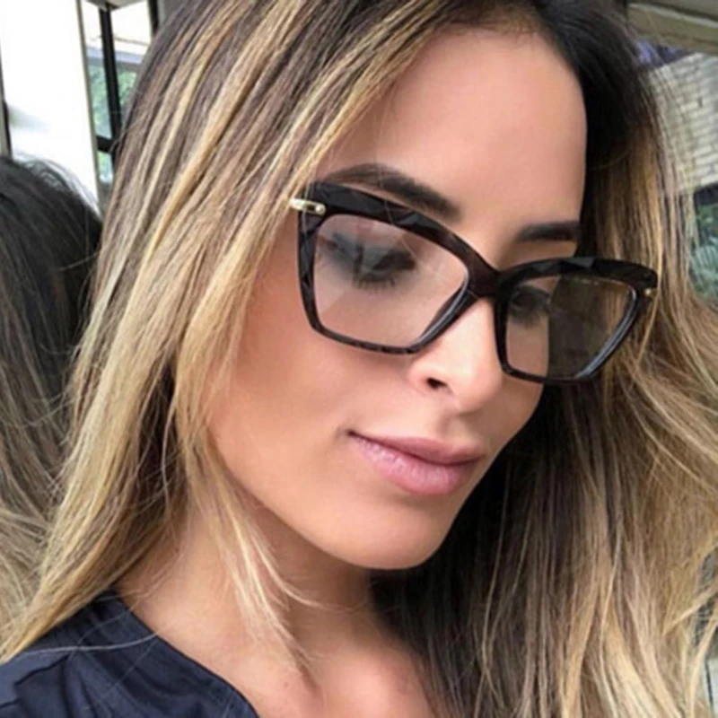 Klare Anti-Strahlungs-Filterbrille für Damen und Herren, schlichter Trend, Katzenaugen-Brille, Poolparty, Damen- und Herren-Computerbrillenfassung