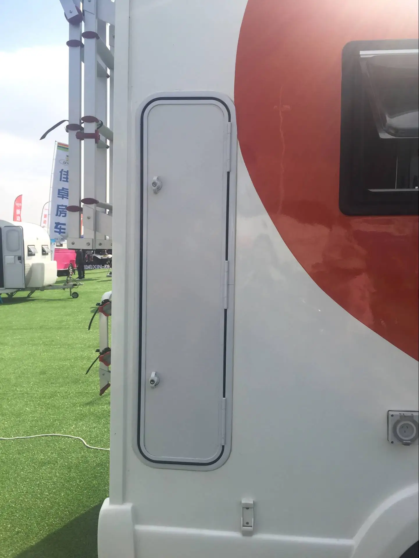 Caravan Camper Side Storage Compartment Door Rounded Edge Locked Utility Door For Motorhome Trailer