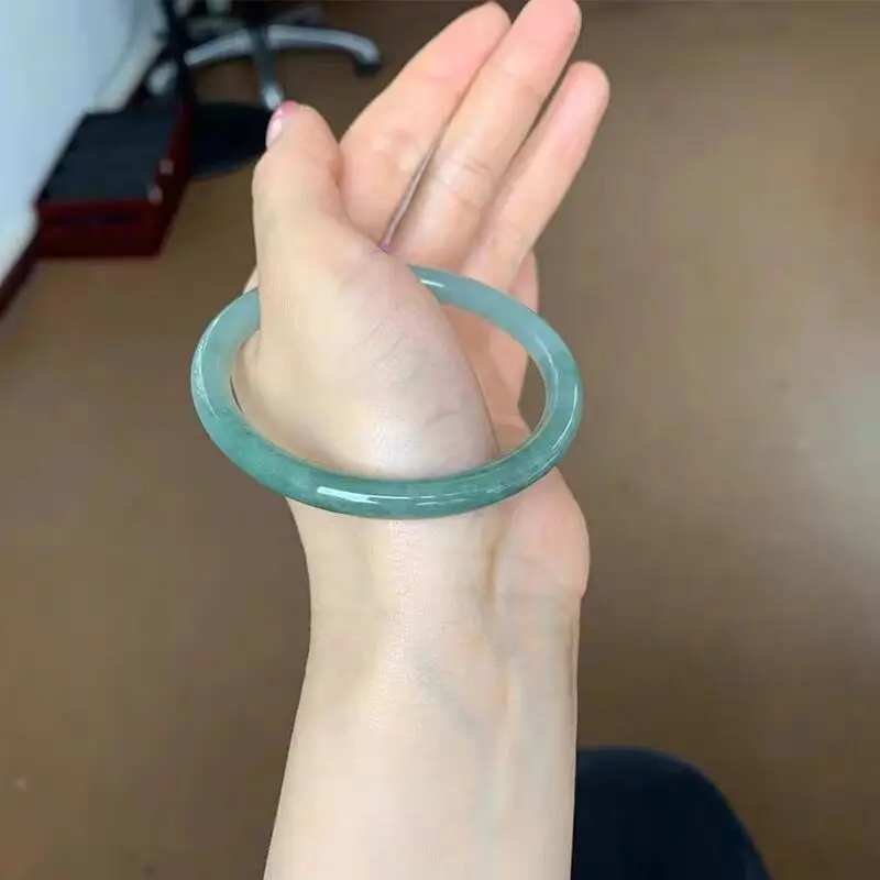 , natural Burmese bracelet for women, ice-type bright with white background, fine green jade bangle, sui