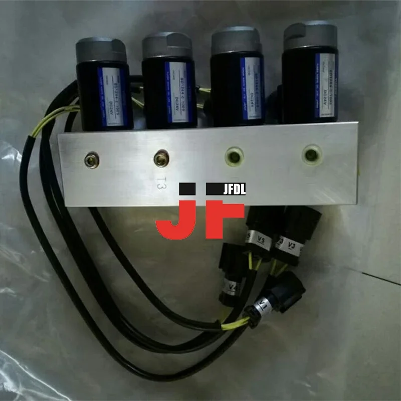 Excavator Parts 201-60-72100 PC70-7 Excavator Solenoid Valve Part