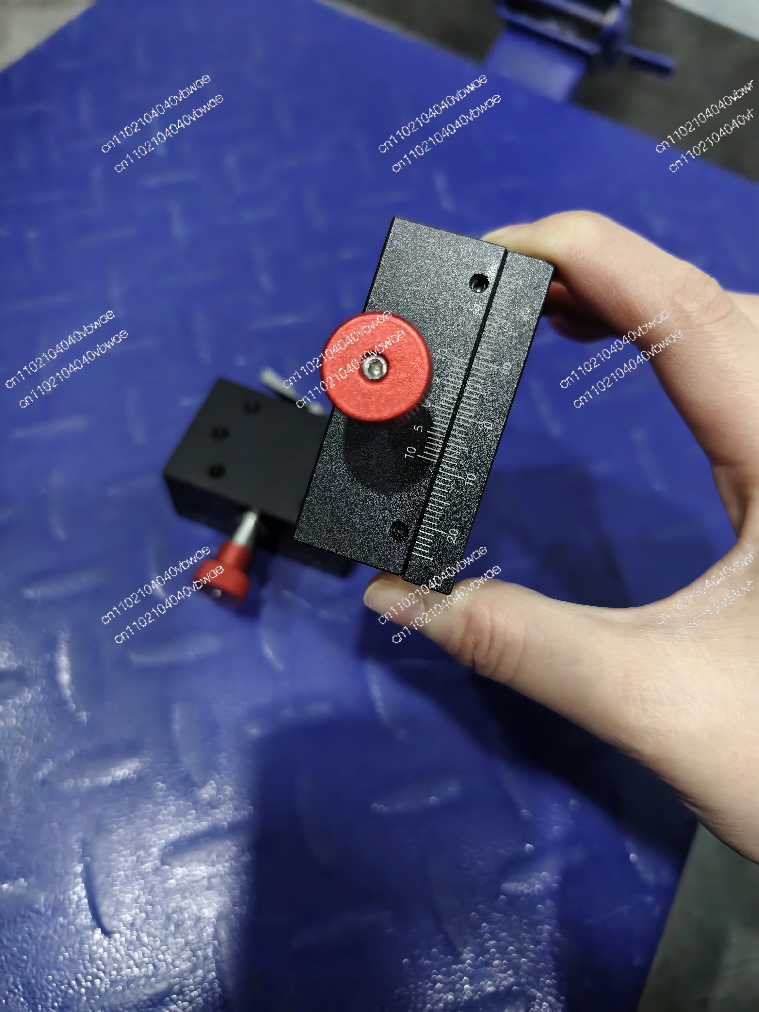 Manual fine-tuning X-axis dovetail displacement slide 40 stroke slider gear rack  Model: MG0-000-0137