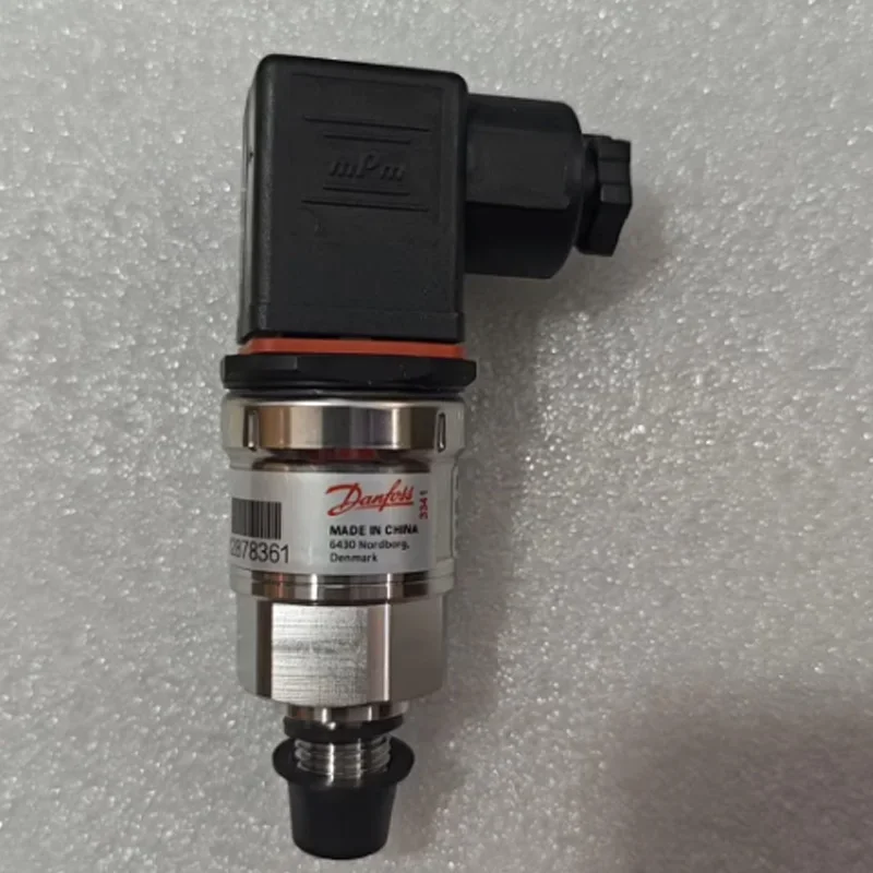 Sensor MBS 3350 060G1474 Pressure Sensor 0~6bar, G 1/4 Pressure Male/female Head Is Male Thread MBS 3350 060G1474