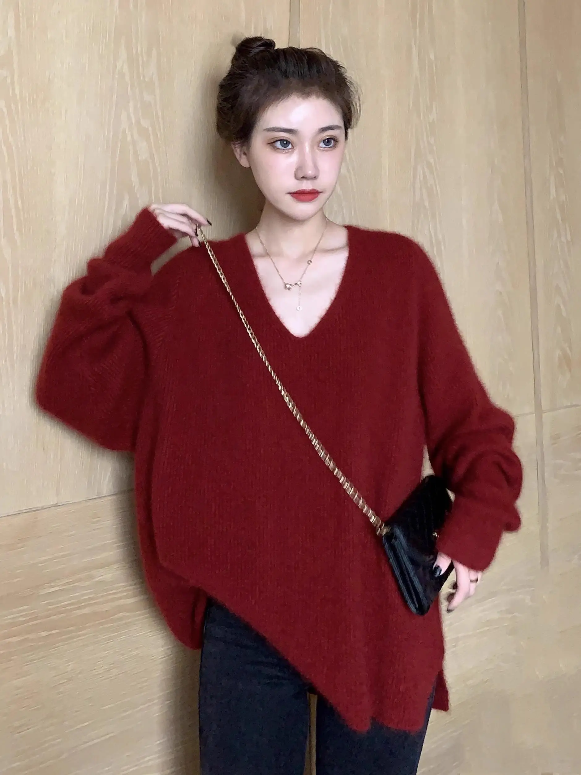 

Кашемировый свитер с V-образным вырезом осенью и зимой свободный, ленивый, ветреный и плотный, женский свитер в стиле ретро.