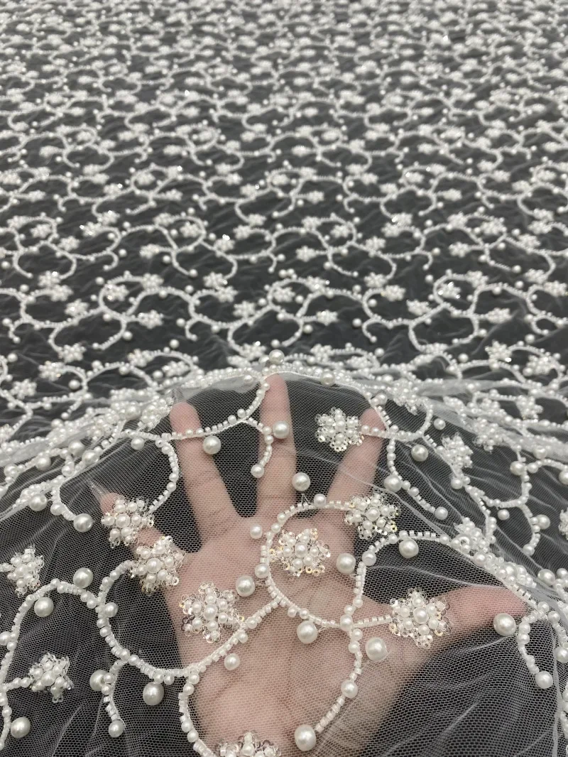 

High-end wedding dresses and women's fashion skirts with beaded fabric heavy-duty pearl and sequin lace embroidered tulle fabric