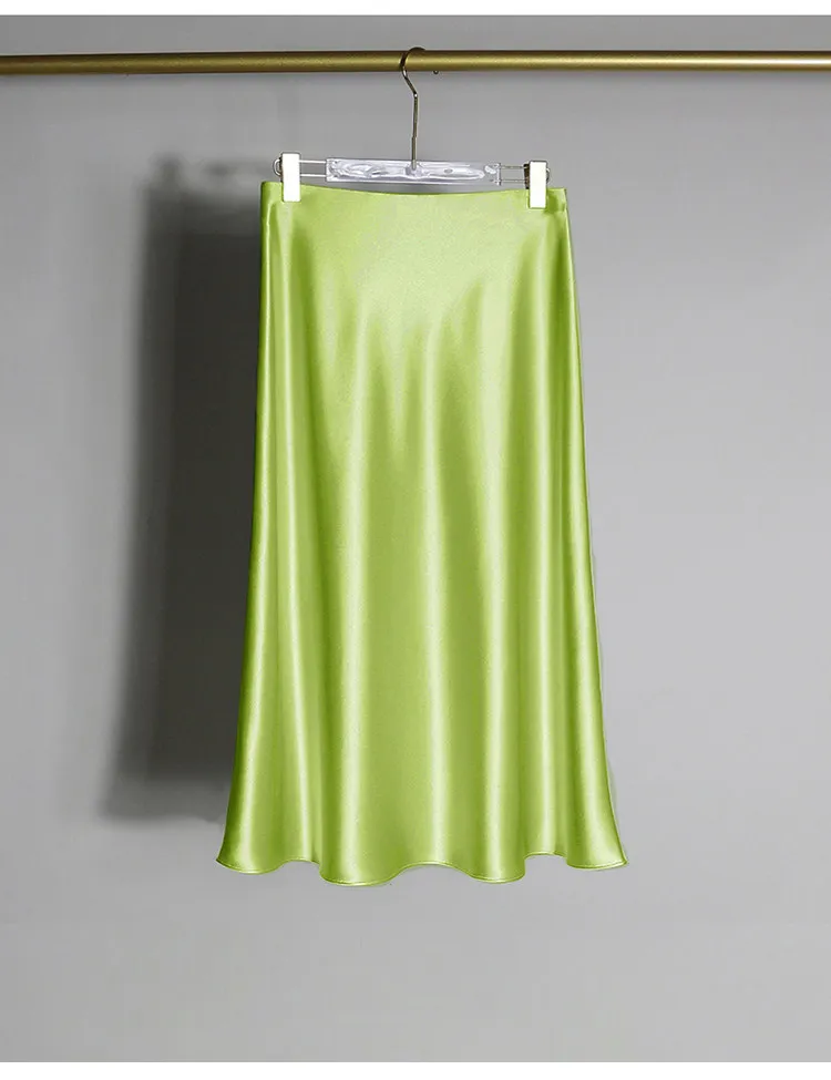 medium grass green