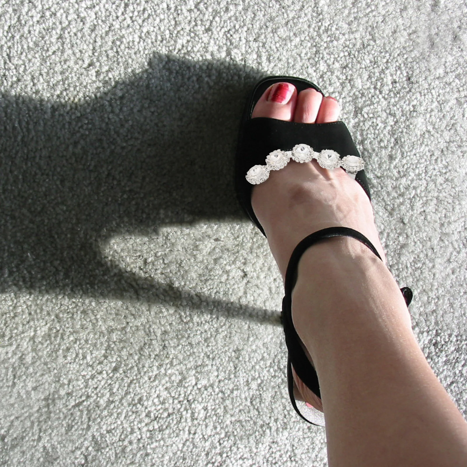 

1 Pair Crystal Decorative Buckle Bling Charms For Women Detachable Sparkly Shoe Clips Elegant High Heel Sandal Accessories Shiny