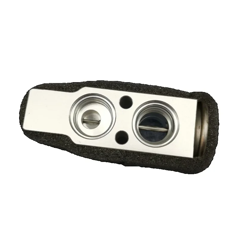 Image 3: Vanne d'expansion de climatisation pour Mazda 3 6 CX-7 2007 2008 2009 2010 2011 2012