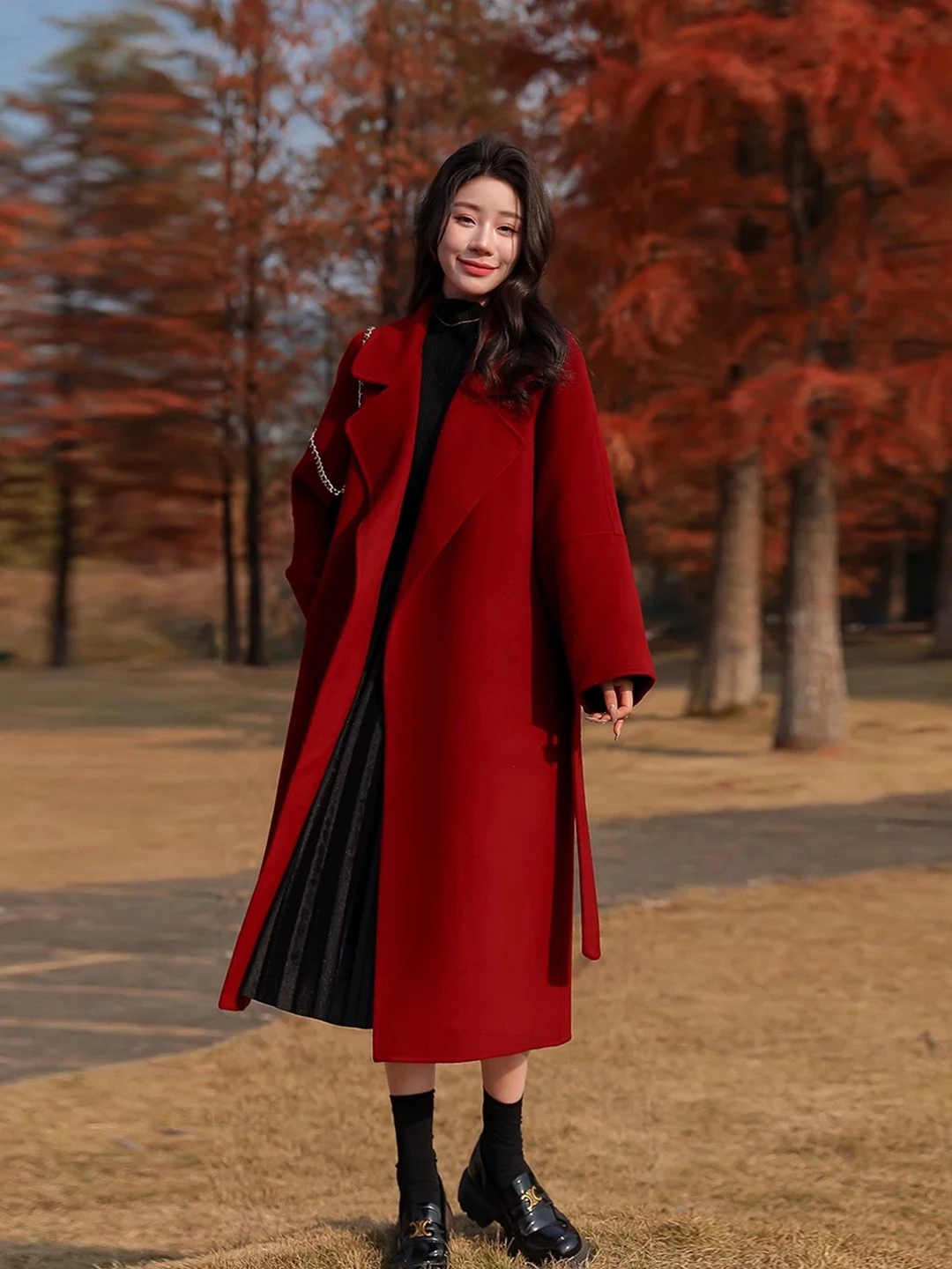 

Красное двустороннее шерстяное пальто в стиле Хепберн для женщин, новинка к Новому году, осенне-зимнее утепленное теплое пальто