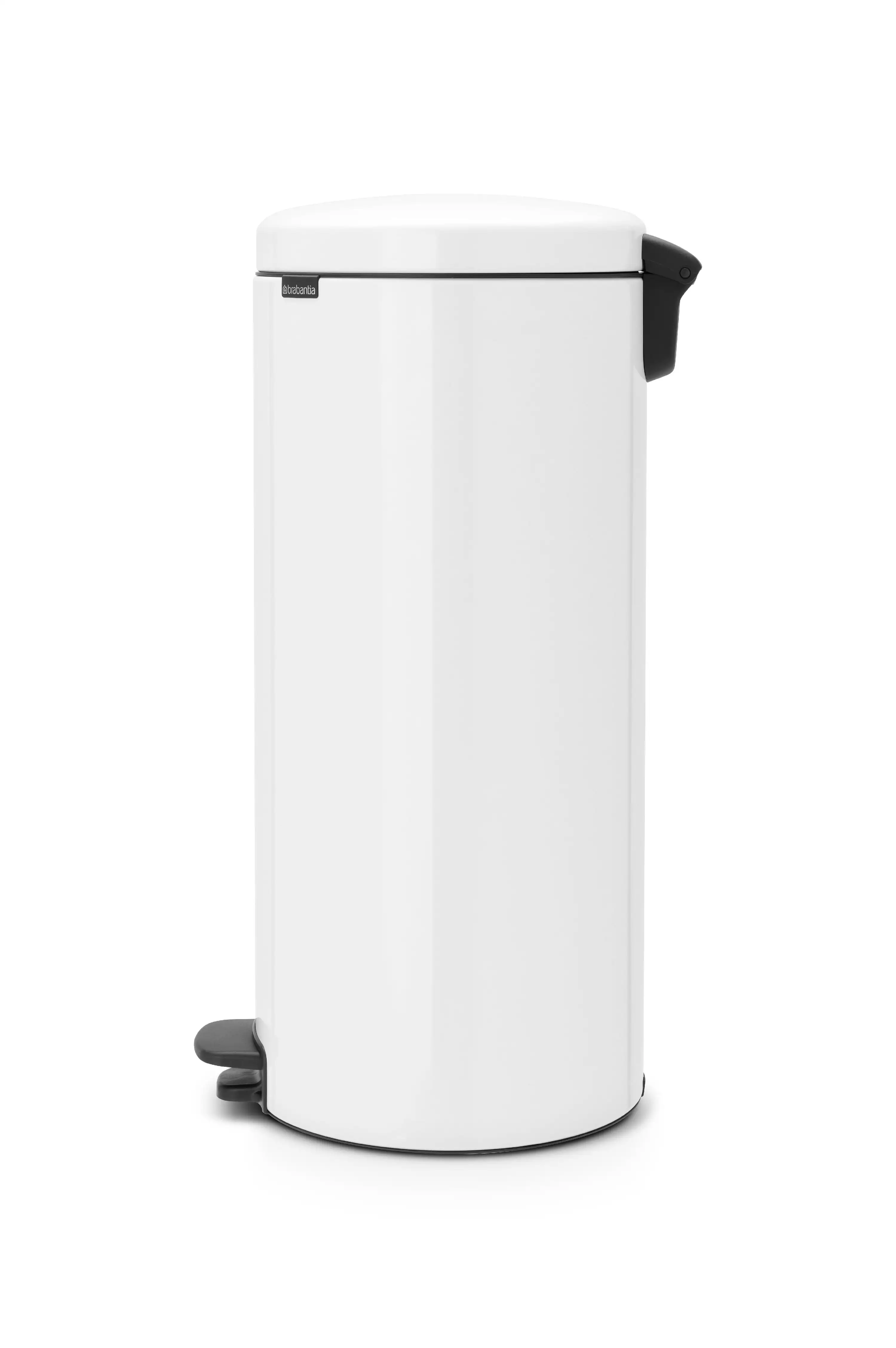 8 gal / 30 L NewIcon Step Trash Can, White