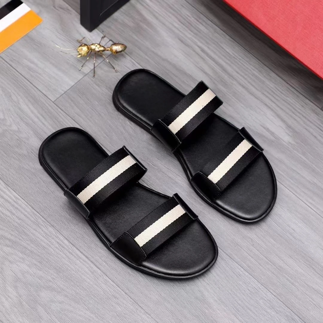 Summer B Style Slippers Striped Design Causal Comfortable Non-slip Men Slipper Luxury Beach Sandals Anti-Slip Zapatos Hombre