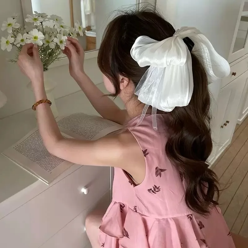 

Cute Oversized Bow Ribbon Ponytail Clip Crinkle Hair Claw for Half Up Hairstyles Elegant Hair Clips for Women Hair Accessories