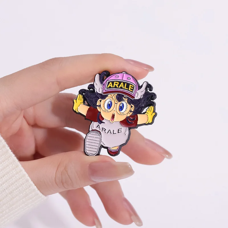 Cartoon Dr. Slump Arale Badge Brooch Pins Anime Little Android Girl Arale Shape Enamel Pin Cute Cosplay Gift Backpack Accessory