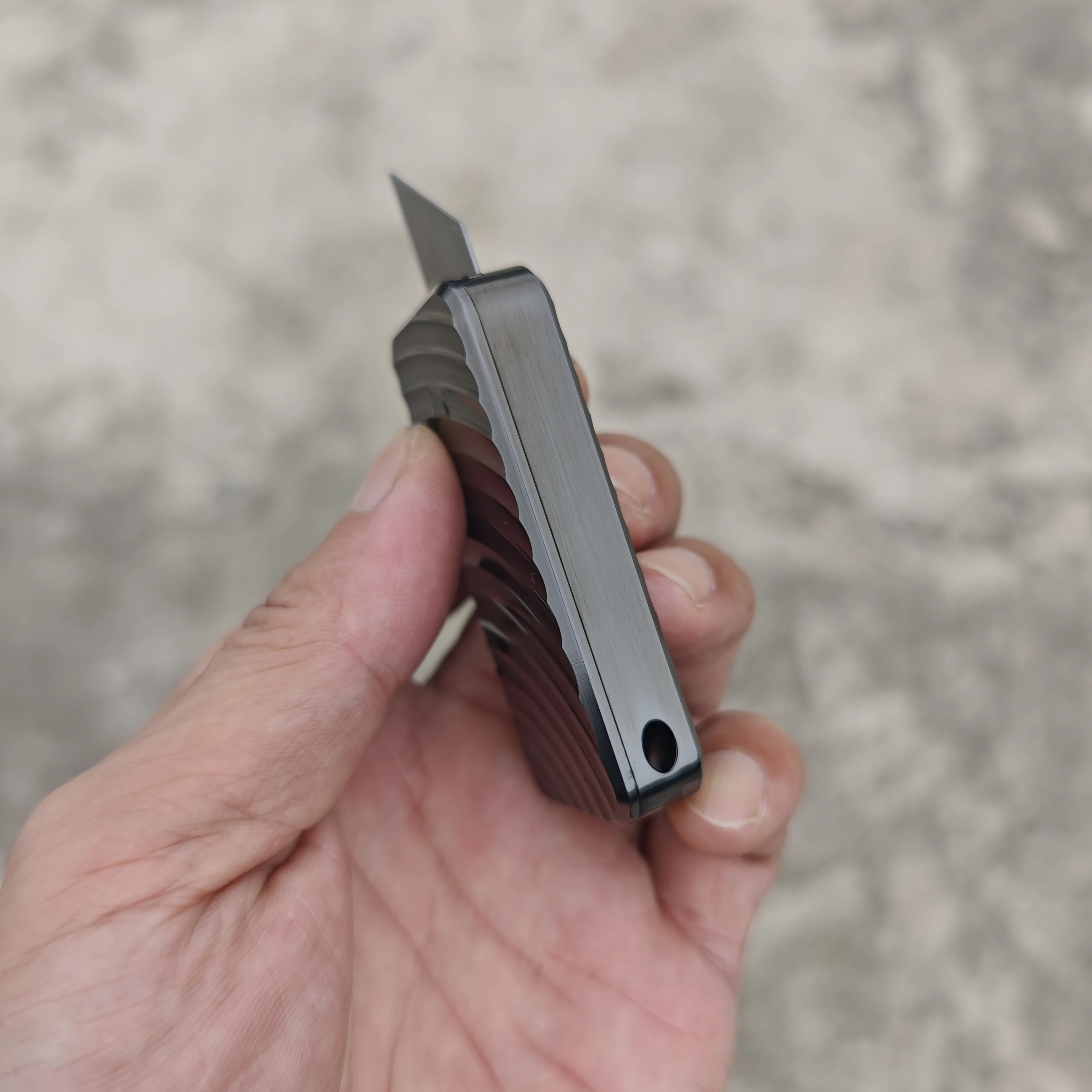 WinterPudding Gen 2 “Push Card” TC4 Titanium Utility Knife – Tool-Free Quick Blade Replacement, Compact & Practical EDC