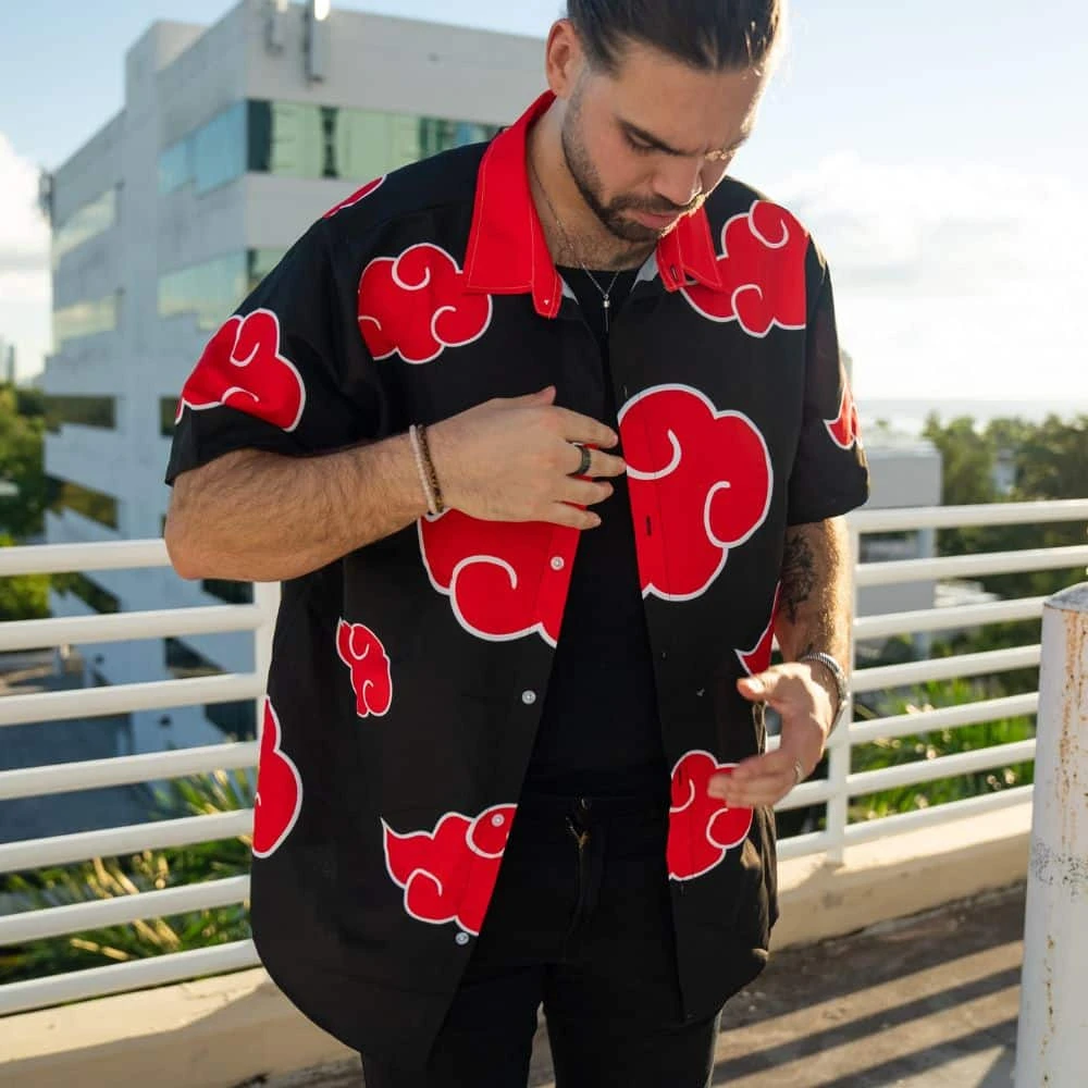 Image of Schwarzes Rotes Wolken-Akatsuki-Muster Hawaiihemd für Herren Anime Naruto Streetwear Revers Kurzarm-Bluse