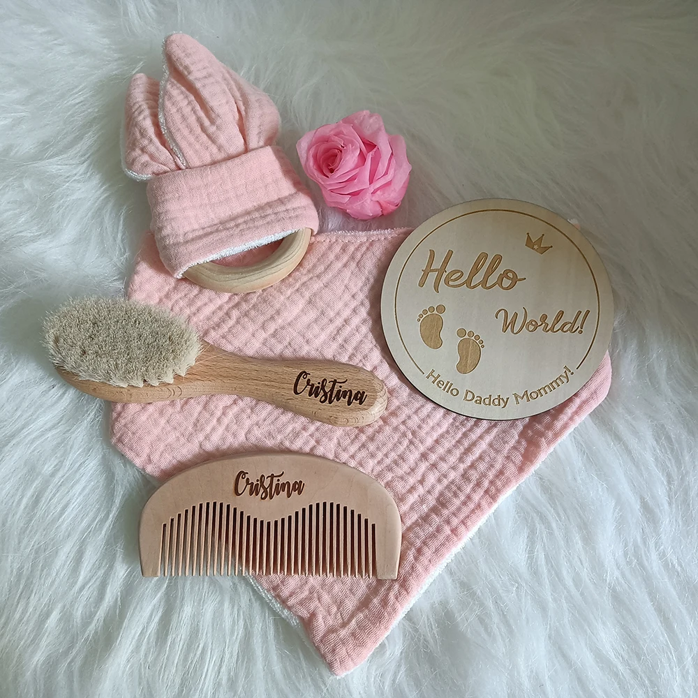 Newborn Bath Wool Brush Comb Gift Set, Personalized Name, Saliva Towel, Baby Boy and Girl, Name Plate, Gift for Boy and Girl