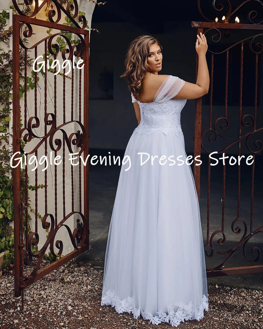 Giggle V-neck Neckline Off the Shoulder Appliques Elegant and Pretty Women Wedding Dresses A-line Lace Up Bride Dresses