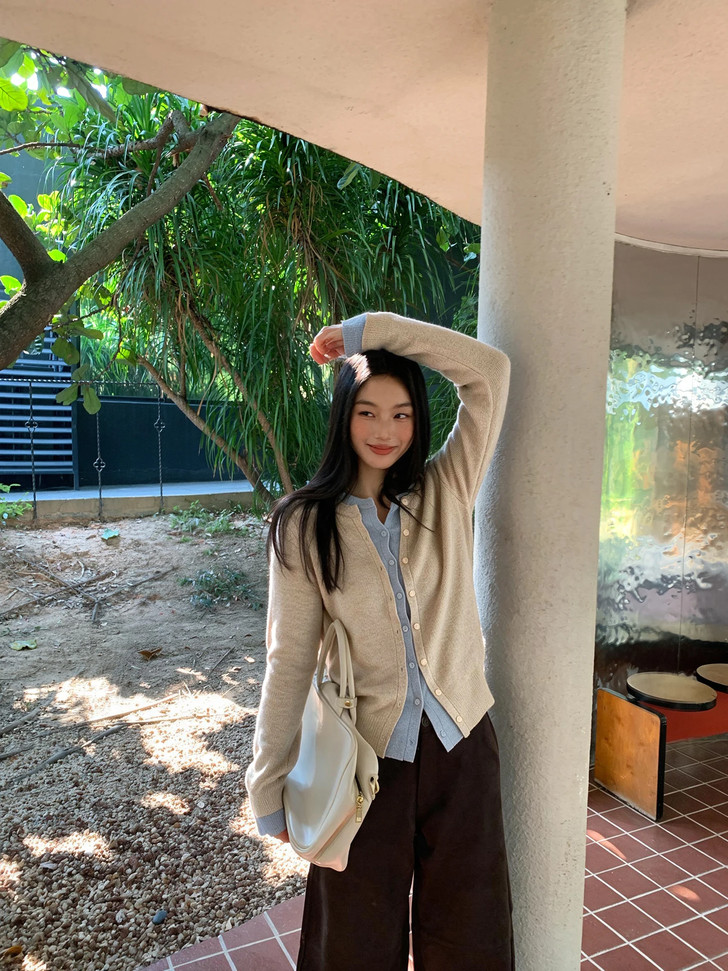 Crucreamsu Korean Style Knitted Cardigan Women's Slim Fit Long Sleeve round Neck Split Color V-Neck Button up Autumn Top