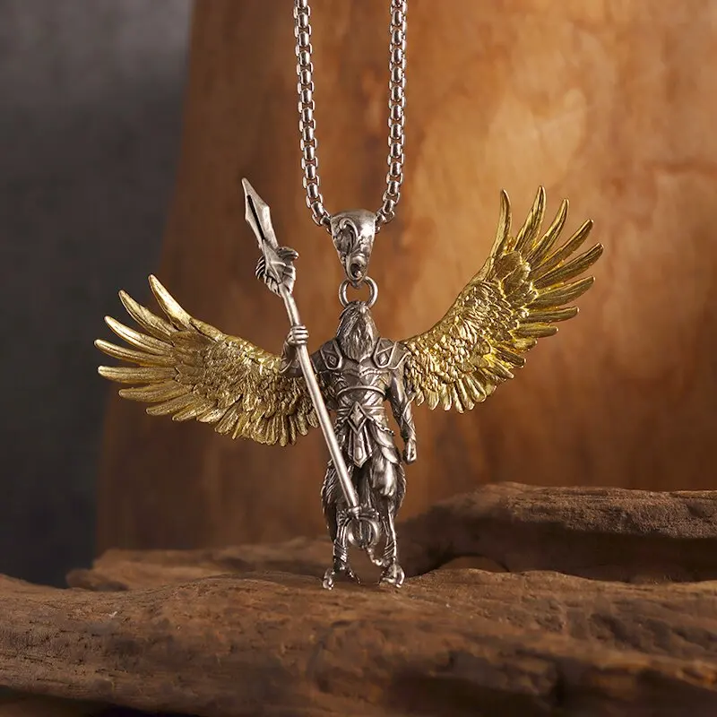 Neo-Gothic Eagle Guard Warrior Spear Weapon Pendant Necklace for Men Domineering Cool Street Banquet Wearing Jewelry Necklace