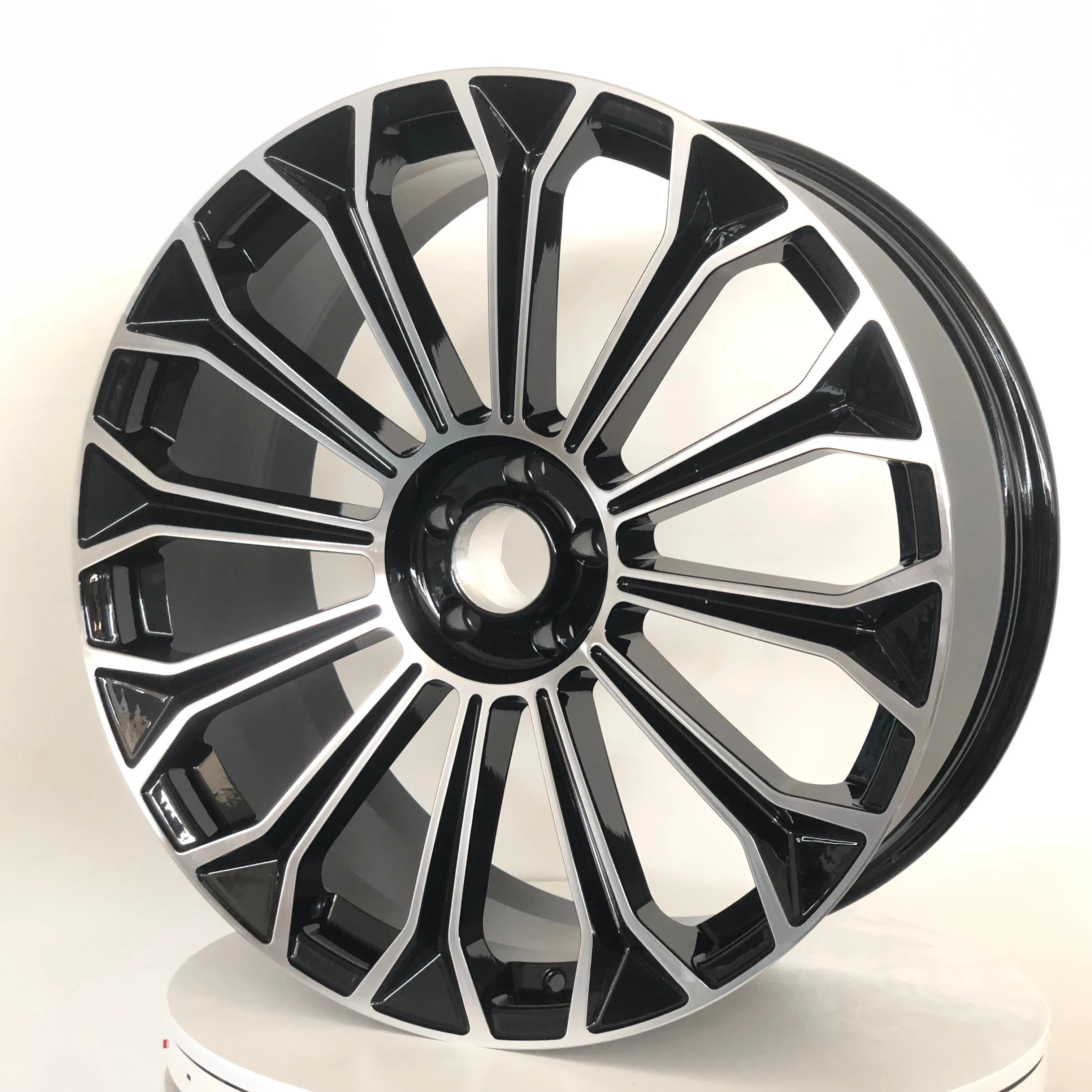 Weiya 22*10 et26 22*12 et40 5*112 66.5 gloss black with diamond cut face forged wheels fit for 760 G11