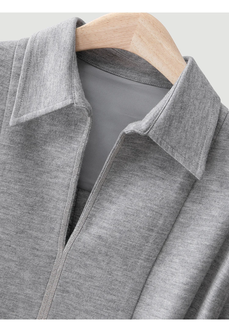 KL9623942 Damen-Pullover aus Wollmischung mit Polokragen, V-Ausschnitt, Ketten-Reißverschluss vorne, Oversized, elegant, für den frühen Herbst – Detail 16