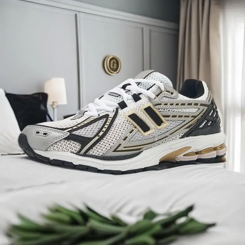 

Lined WarmSupportive Outdoor Hiking Shoes, Structural Support, Foot Protection for Hiking