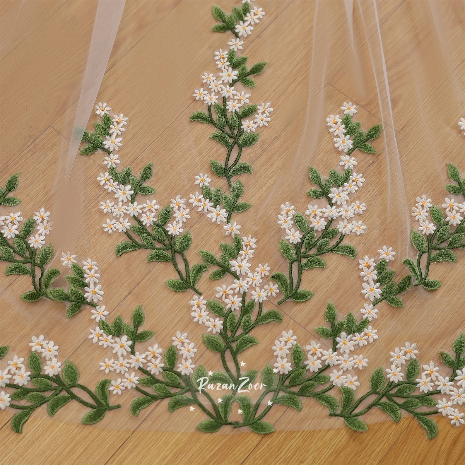 Wedding Accessories Green Leaves Floral Occupational Forest Style Long Bridal Veil Flowers Lace Applications Wedding Veil