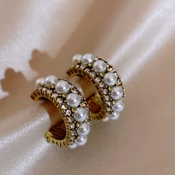 Elegant Retro Gold Color Hoop Earrings for Women Autumn Winter Korean Vintage Imitation Pearl Stud Earrings Party Jewelry Gifts