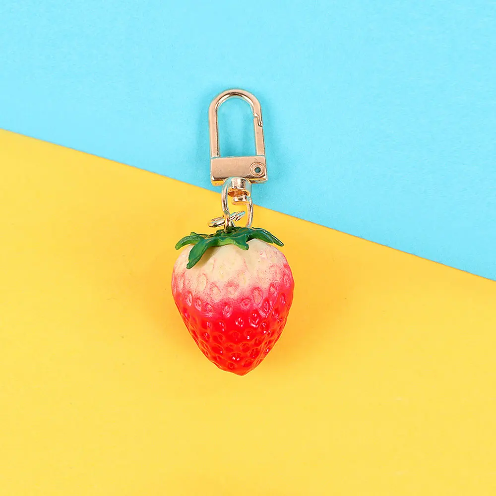 

1PC Strawberry Red Keychain Keyring For Women Girl Jewelry Simulated Fruit Cute Car Key Holder Keyring Best Friend