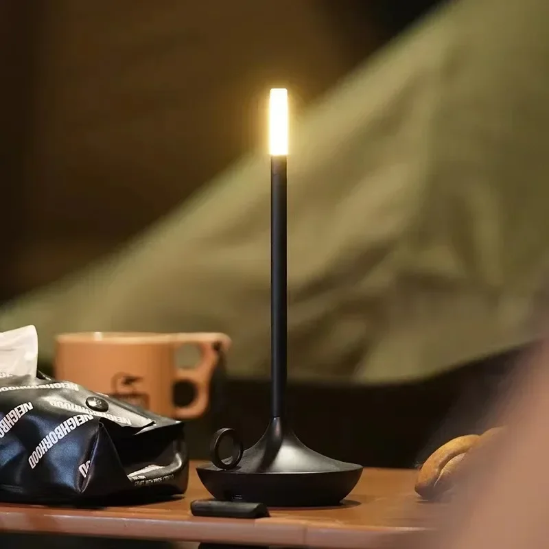 Recarregável candeeiro de mesa sem fio para quarto, toque luz, vela de acampamento, lâmpadas atmosfera criativa, USB-C Desk, iluminação noturna