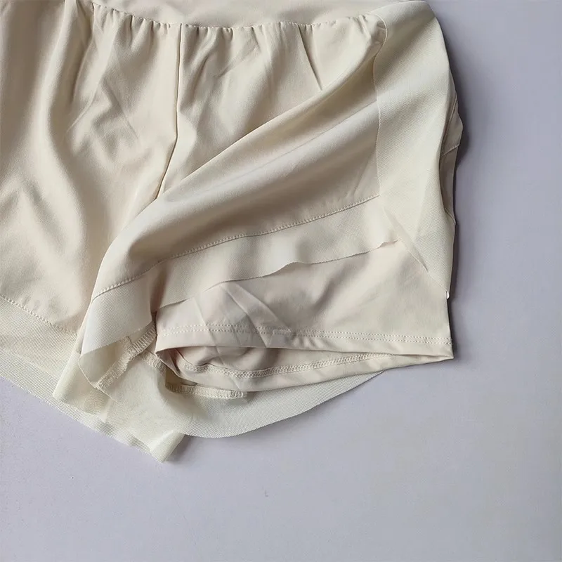 شورت رياضي للجري صيفي للسيدات شورت يوجا للياقة البدنية سريع الجفاف في الهواء الطلق 2 في 1 شورت تدريب كاجوال للتنس