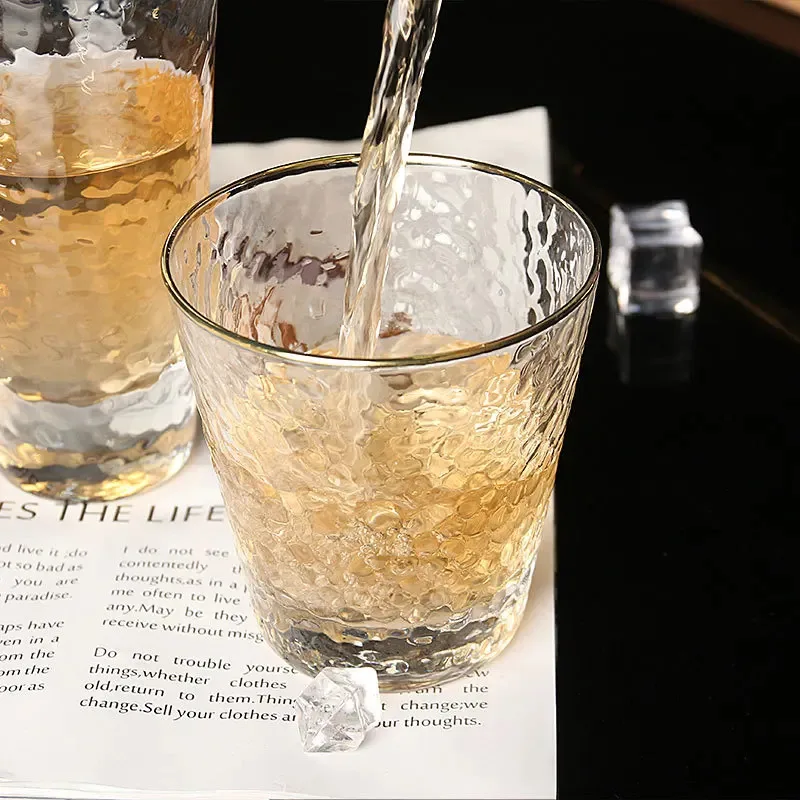 

TOPLIVING 2pcs Set 11oz 330ml European Style Gold Edged Hammer Patterned Cup Transparent Heat-resistant Tea Mug Cocktail Whiskey