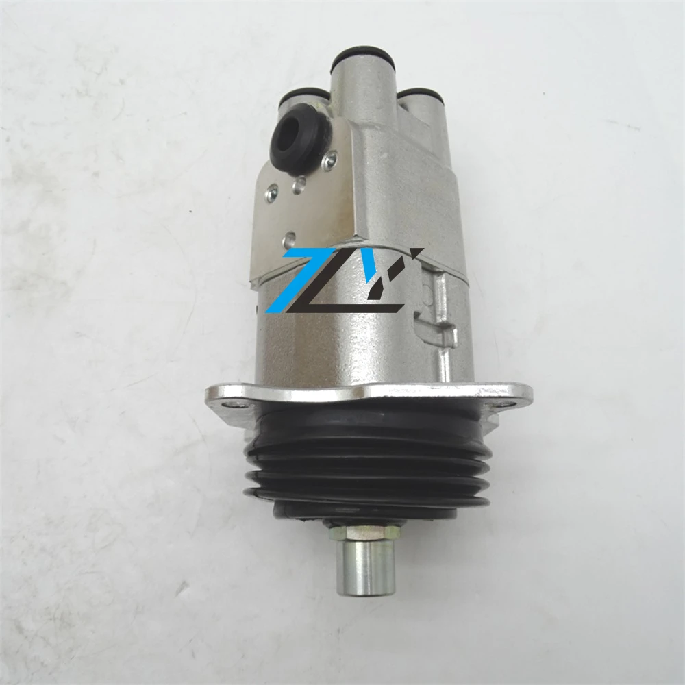 

702-16-01341 Control Lever Valve Pilot Valve Suitable for D60P D61EX D61PX D65E D65EX D65P D65PX Dozers 7021601341