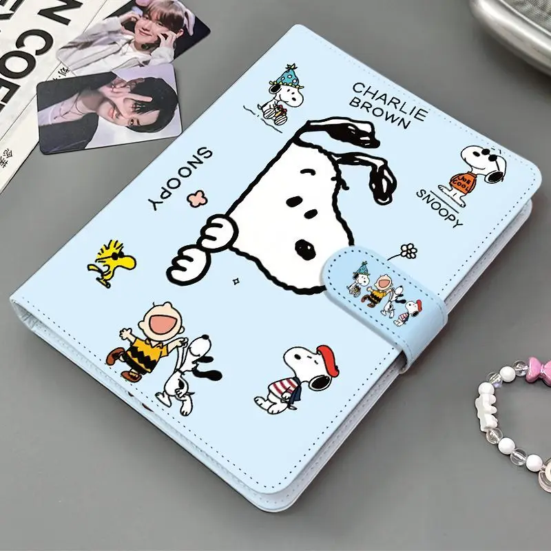 Simpatico cartone animato Snoopy album di archiviazione portatile studente stella che traccia alta aspetto piccola carta in pelle pu A5 a quattro griglie impermeabile