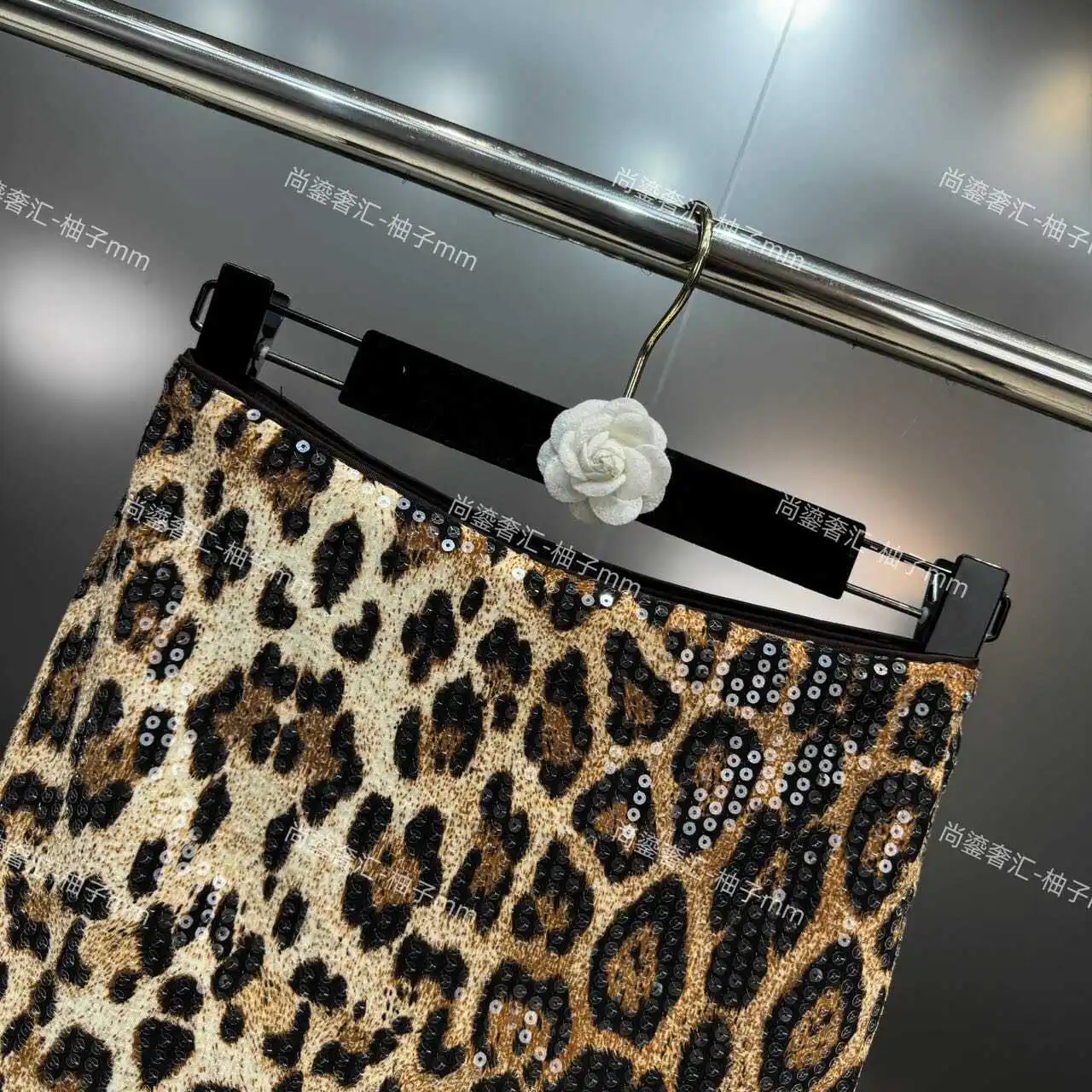 Sexy Girl Leopard Print Nightclub Skirt Autumn 2024 Full Sequined Socialite Hip Skirt Korean Fashion Clothing Mini Skirts Women