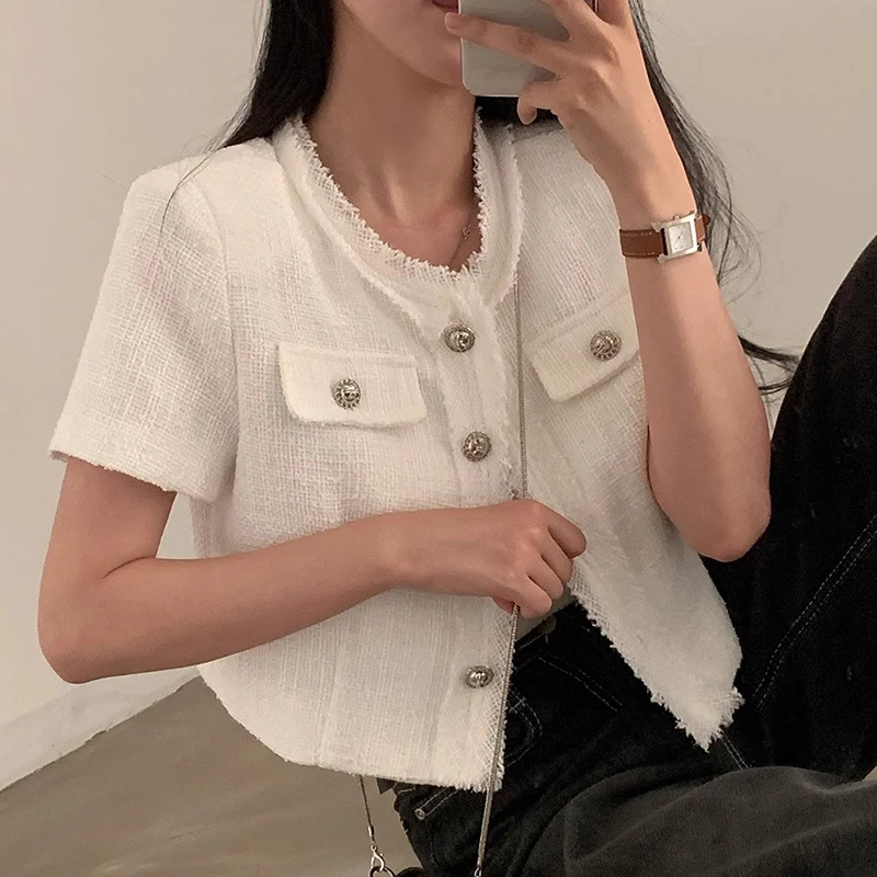 

Chic Summer Loose Fit ort Sve Coating Women's Jaet with Button Splicing Rough Weave Faionable And Versatile Outerwear