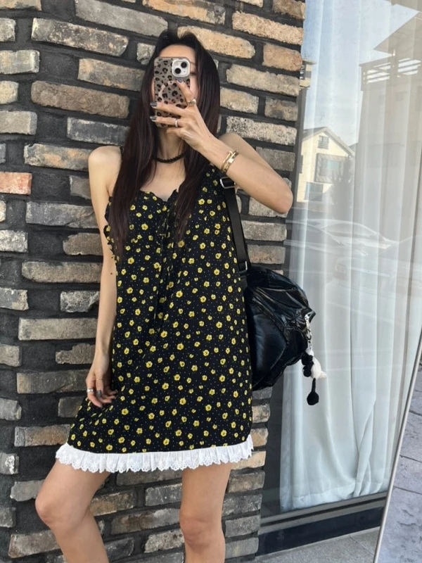 กระโปรงลายดอกไม้ผูกโบว์สไตล์หวานน่ารักสำหรับผู้หญิง แต่งขอบลูกไม้ ผ้าฝ้ายทรงวี เอวสูง ทันสมัย