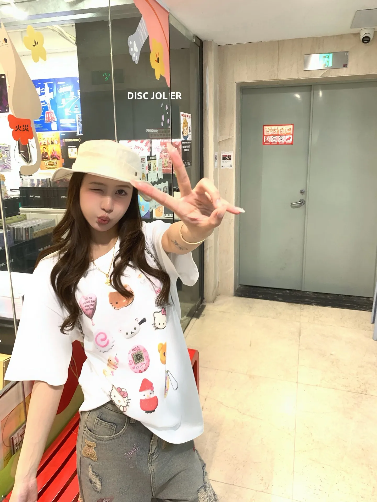 

Женская футболка Xueke с коротким рукавом и принтом в виде мультяшной кошечки, милая повседневная свободная футболка с круглым вырезом, стандартной длины