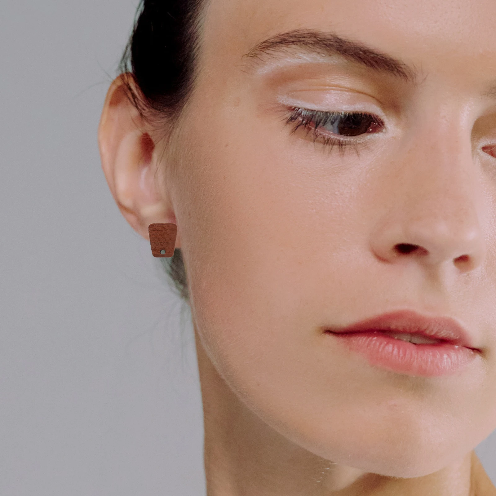 10 قطعة من أعمدة القرط لتقوم بها بنفسك مواد صنع القرط ترصيع الرأس المسطح لوازم صياغة المجوهرات ديكور مسطح