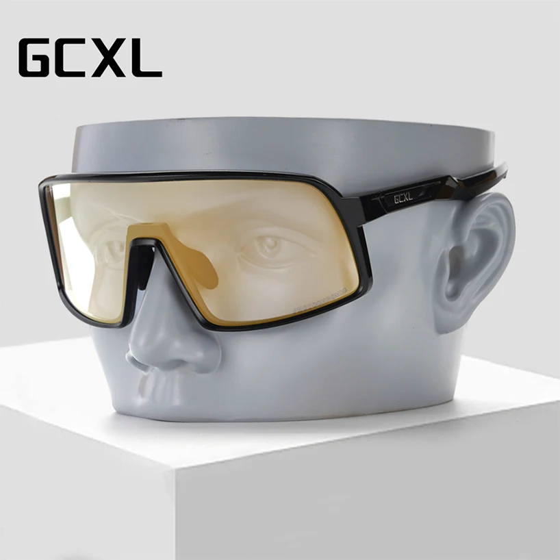 GCXL Photochromic Cycling Glasses UV400 Sunglasses Outdoor Sports  Eyewear MTB Bicycle Riding for Men Women Road Bike Goggles