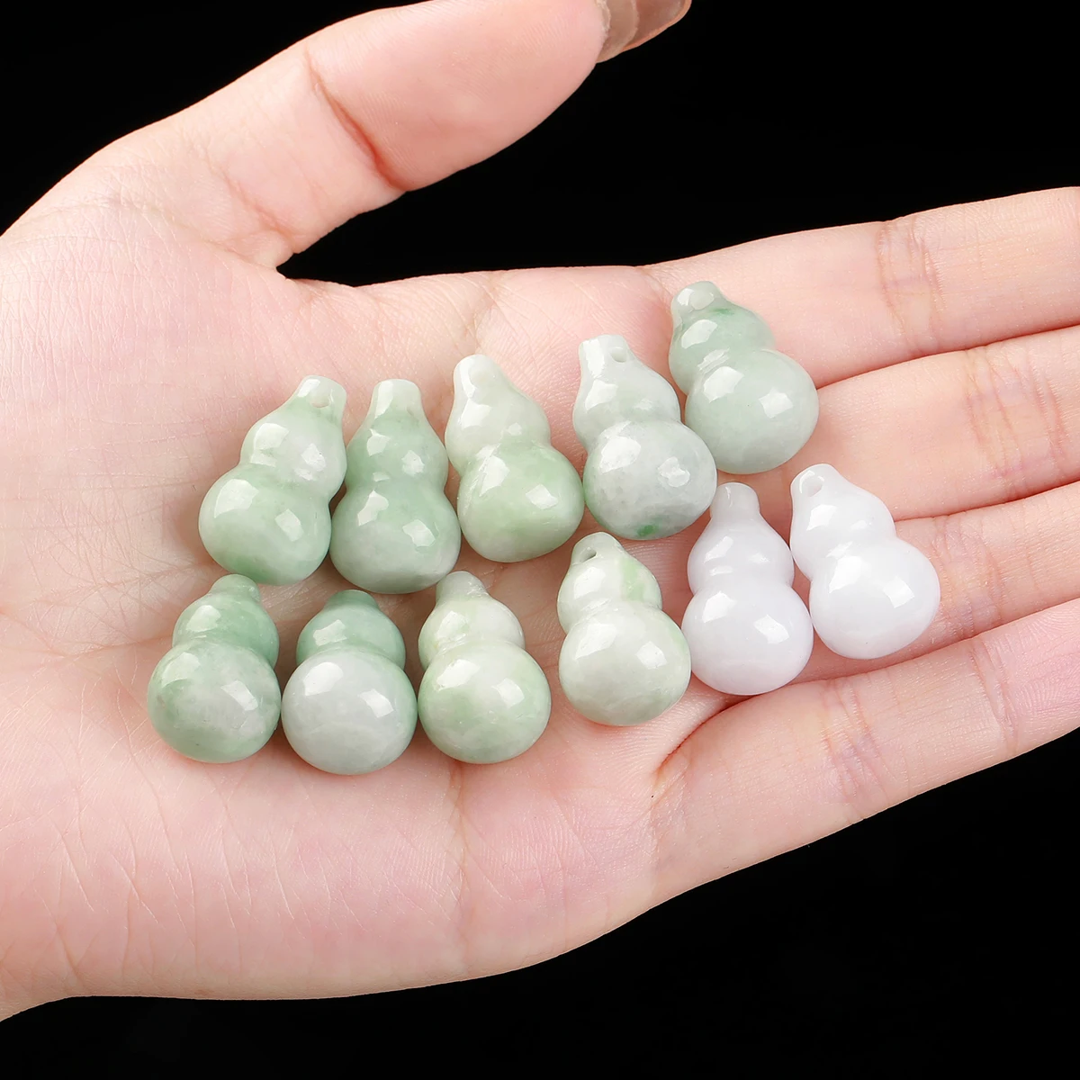 1 قطعة الحجر الطبيعي الزمرد الجاديت منحوتة القرع شكل الخرز محظوظ قلادة لصنع المجوهرات عقد دي اي واي سوار الإكسسوار