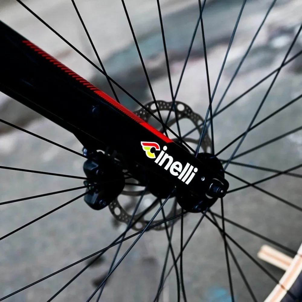 Pegatinas de vinilo impermeables de la marca Cinelli de varios tamaños para cuadro de bicicleta, visera de casco, decoración de ciclismo profesional