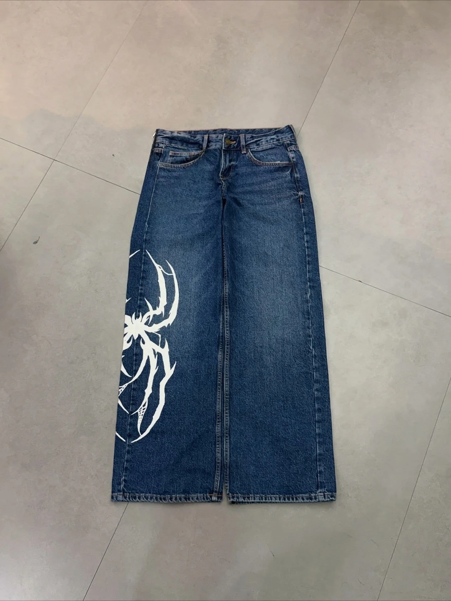 

American Style Oversized Hip-hop Jeans Women Straight Leg Denim Pants Graffiti Print Wide Leg High Street Daily Wear Jeans Y2K
