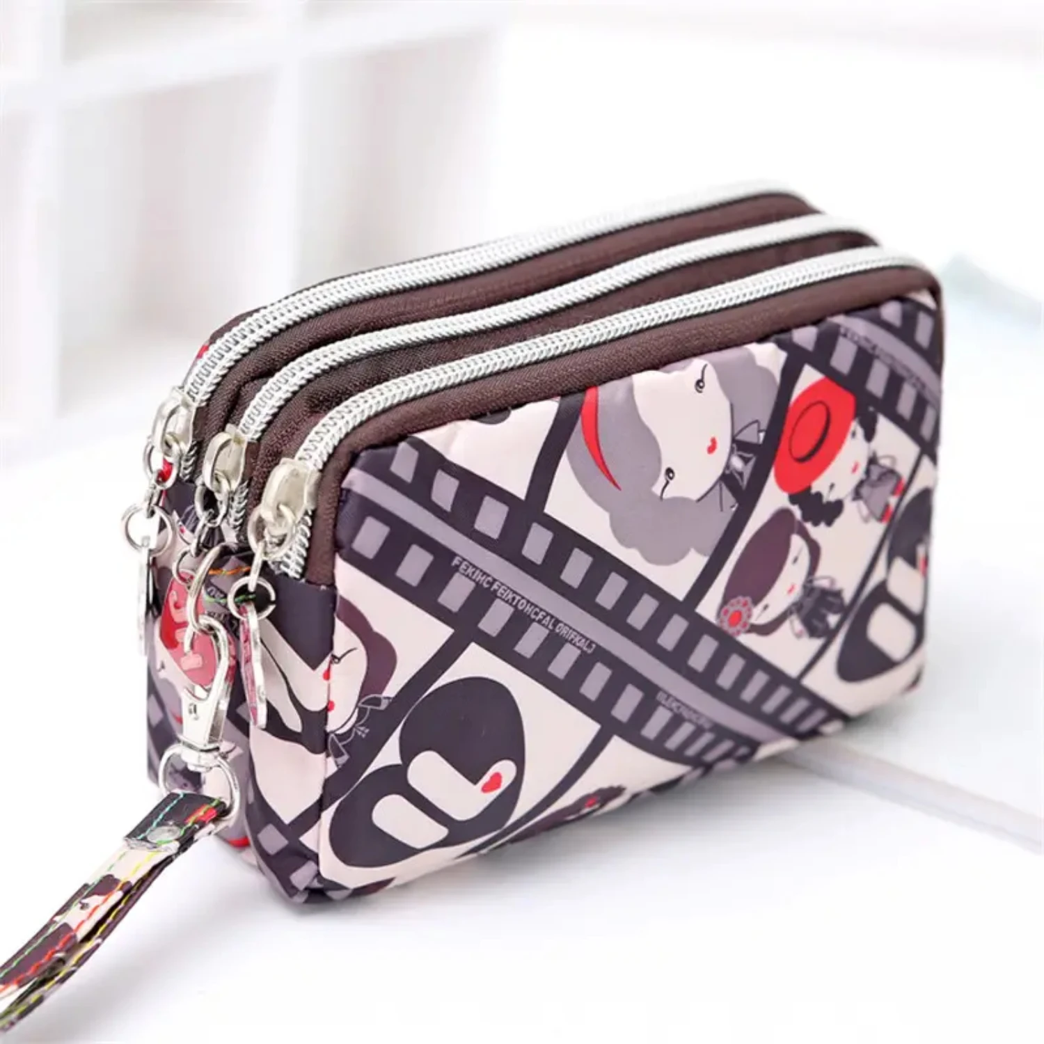 Chic and Stylish Women's Triple Zip Clutch Bag for Lipstick, Keys, and More, Trendy Small Coin Purse with Wristlet, Convenient S